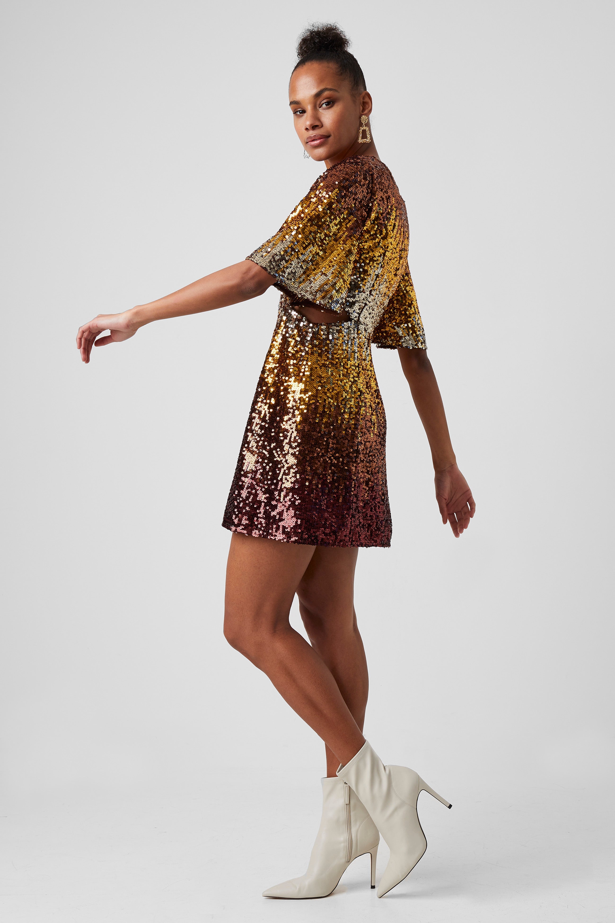 Estari Sequin Cut-Out Mini Dress Ombre ...